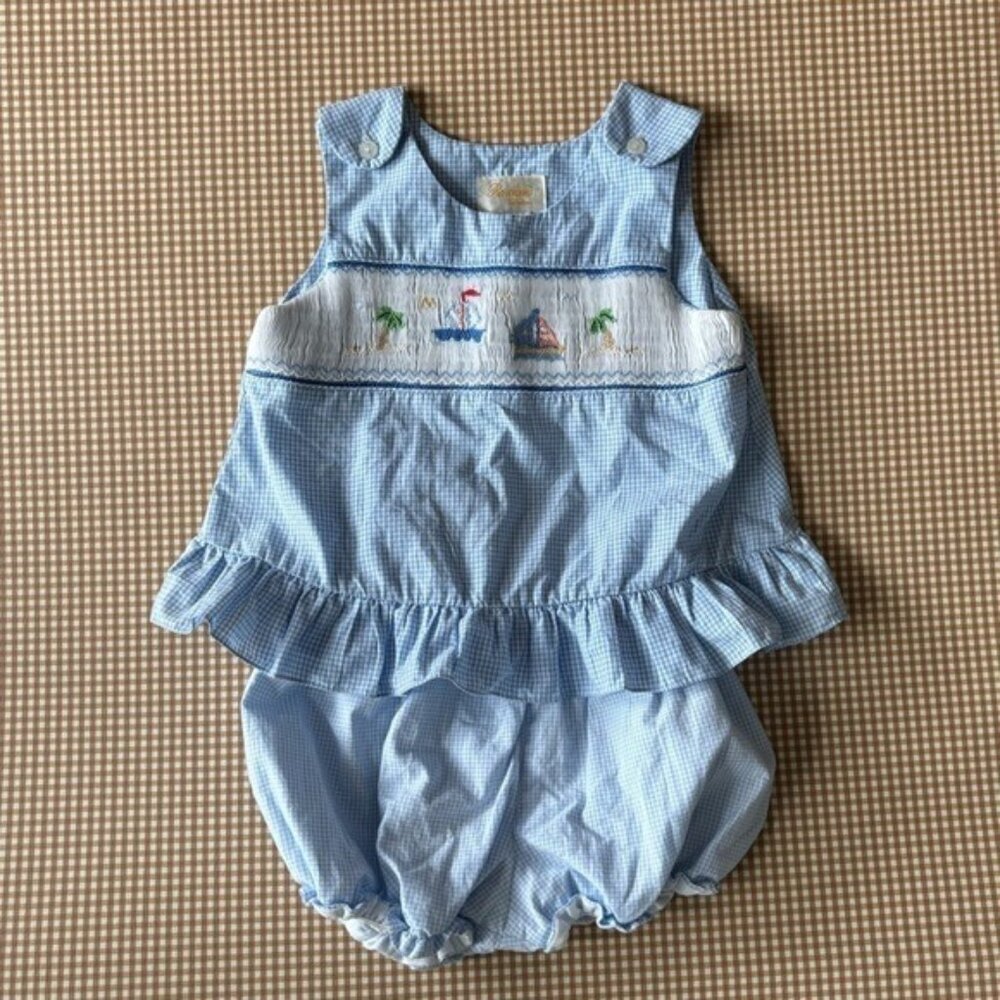 Rosalina Collections smocked beach scene blouse + bloomers. Gingham. Size 2/3